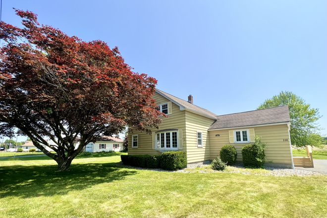 Exterior - 110 East Street House