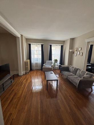 Living room - Room available in 2 BR Coolidge Corner apartment, Avail 9/1!