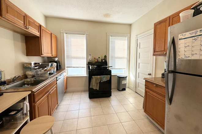 Kitchen - Affordable 5-Bed Dorchester Apartment w/ In-Unit Laundry & Private Deck