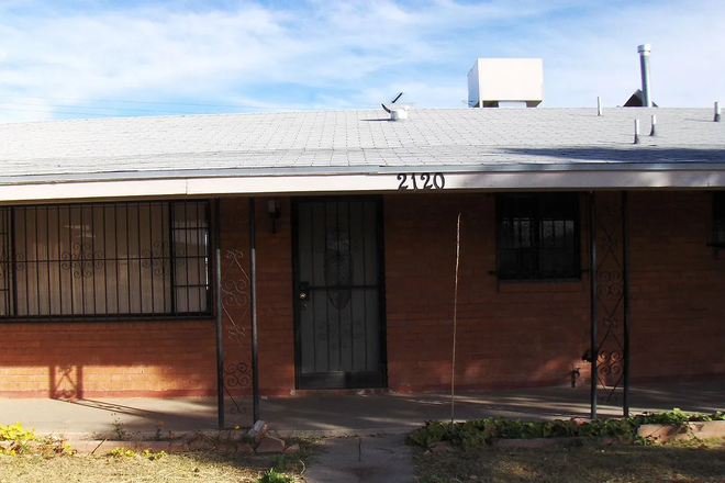 Street View - House Close to Campus