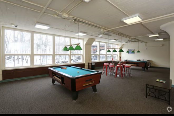 community room - Private Room Available in 3BR Apartment – August Move-In, Willimantic, CT