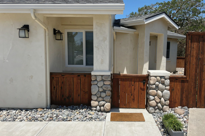 Private entrance... - New casita on a CUL-DU-SAC with private backyard and amazing view only 5 miles/10 min. to campus!