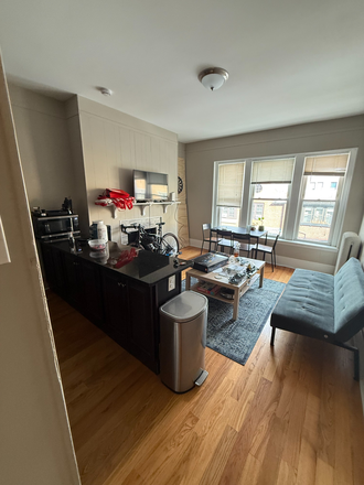 living - UPDATED & SPACIOUS 2 BED AVAIL 9/1/26! NO BROKER FEE!!