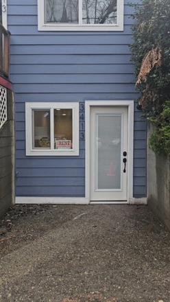 Exterior front - Student-Friendly Studio Apartment Near Bus Line - Easy Commute to UW & Seattle U!