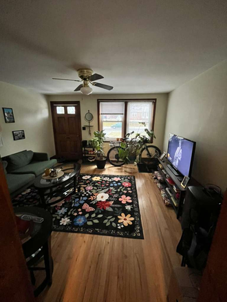 living room - 1 bedroom apartment-all services included