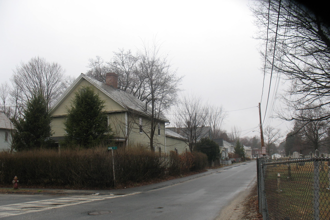 house - 78 union st Duplex