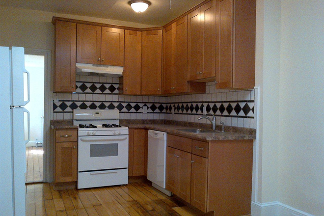 kitchen - 12 Barnes St, -1 Bed, 1 Bath, Avail. April 1st $1950 Apartments