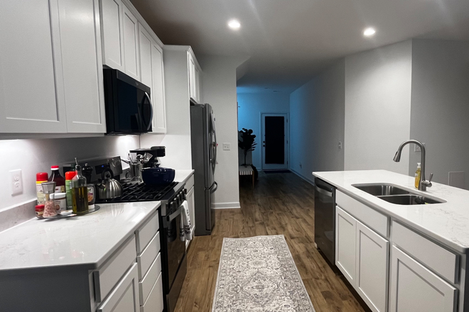 Kitchen - Private Bed & Bath in New Home w/ Loft – $980 + Utilities (Aug 1 or sooner)