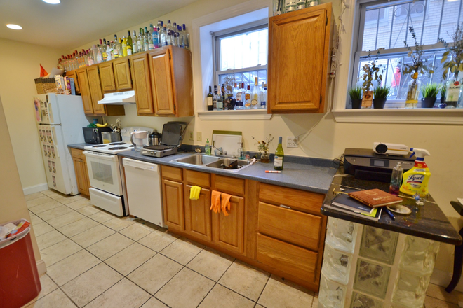 Kitchen - recently Renovated 3 Bedrooms with 2 Baths Walk to Campus Apartments