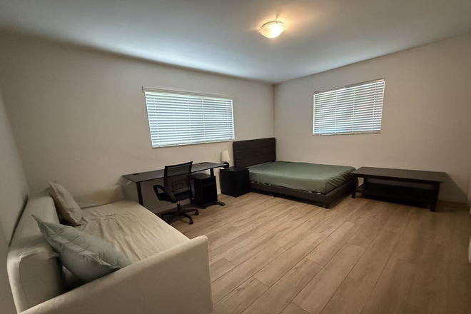 Master bedroom - 5-Minutes Walking Distance Fully Furnished Privet Room Shared Bathroom
