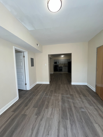 #18 - entrance/living room - Only 2 Two-Bedroom Apartments Left for August Near VCU & The Fan