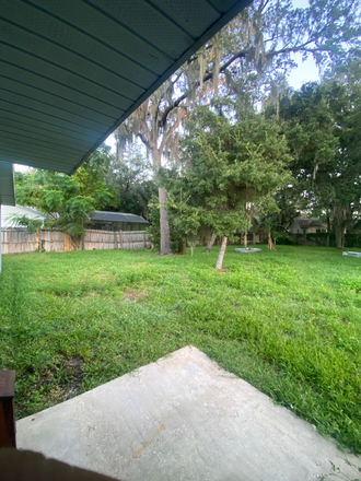 Photo - Room for rent with large backyard House