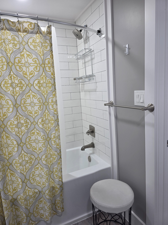 Bathroom - Garage Apartment Close to Campus