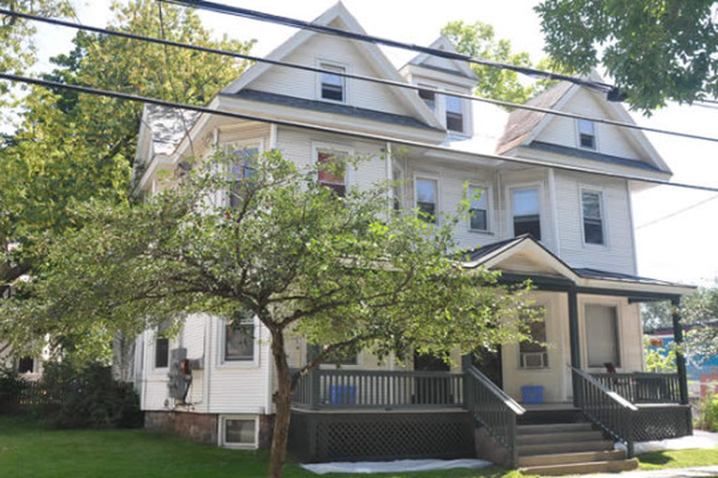 Exterior - 20 N Union St #2