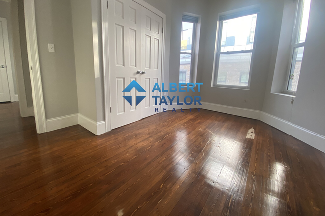 Bedroom #4 - Cozy 4-Bed 2-Bath near T-STOP!!