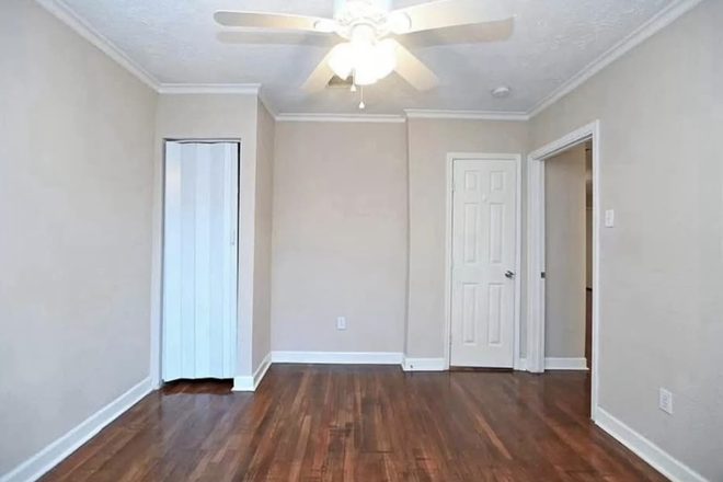 Bedroom - Private bedroom + bath in 2b2b close to campus