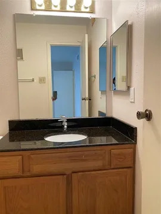 Bathroom - 2 Bed 2.5 Bath 2 Floors Condo Accepting August Lease