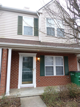 - 2 Bedroom 2.5 Bath Townhouse