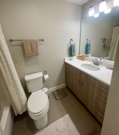 - 3 bedroom 2 bath townhome near Anschutz