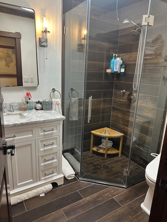 Private bath - Furnished studio private Apartments
