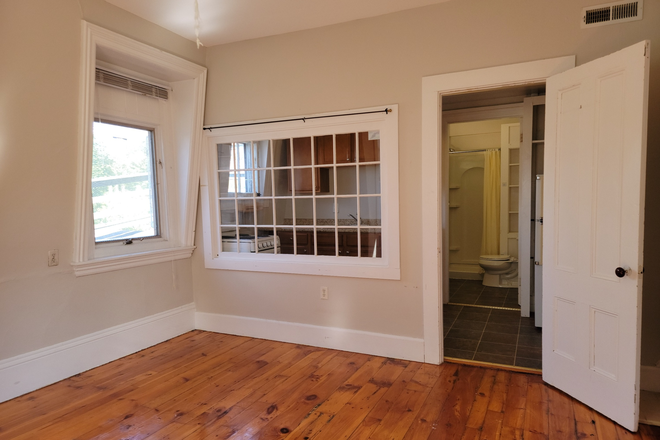 Interior - 34 Spring St, Apt #5, Amherst, MA