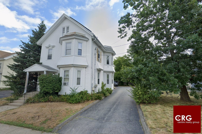 . - 3 bedroom apartment with utilites included!