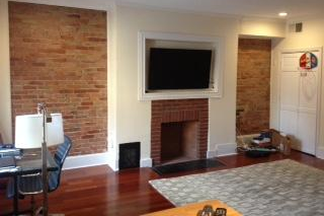 Call NOW for showings! 617-236-8600 - HEMENWAY ST - *75% OFF FEE* CHARMING 2BR/1BA FOR *9/1/2026* W/ EXPOSED BRICK, IN UNIT W/D, DECK, DW!