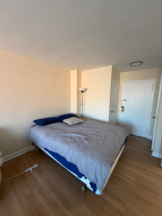 bedroom - Fully Furnished large studio . Beautiful Fully furnished large studio!! Apartments