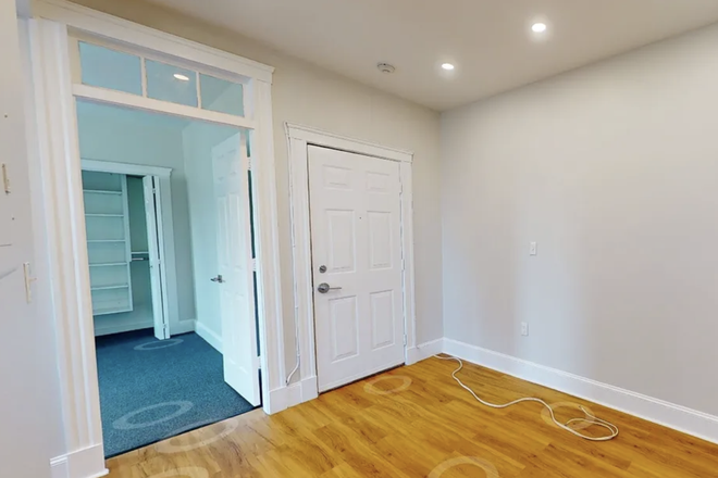 Living Room - 2 Bed on Beacon Near BU!