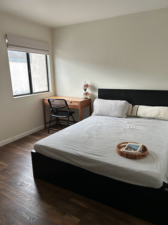 Your room - Room with private en suite bathroom, walking distance from Trolley and UCSD Shuttle