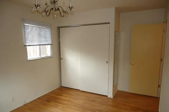 Bedroom 3 - 6 Bedroom 3 Bath. Large home with 2 living rooms, plenty of storage space, and a nice kitchen.