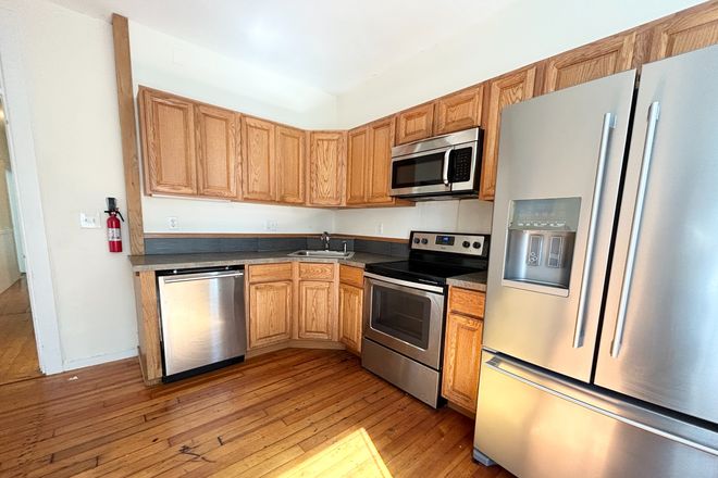 Kitchen - Laundry | Stainless Steel, Granite | Walk to Orange and Green Lines! Condo
