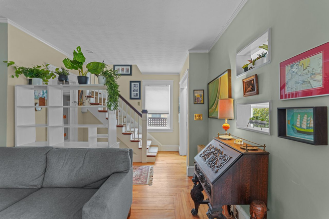 Living Room - 3 Bedroom Home in Edgewood, Cranston, Close to Brown, RISD, Hospitals, Providence, and the bay