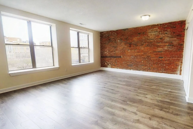 A - 2 bed with living room by Berklee, Symphony and Newbury Street Apartments