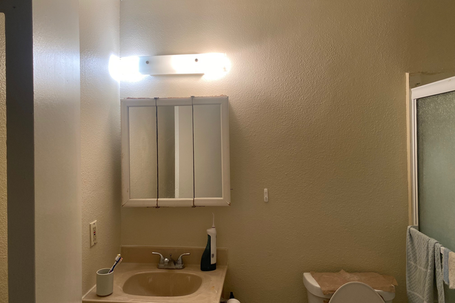 bedroom 5 - Must view! 2 story single family house