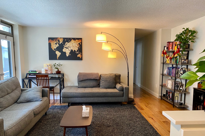 Visit hubrealtyproperties.com - Fabulous one bedroom condo, newly updated kitchen, balcony