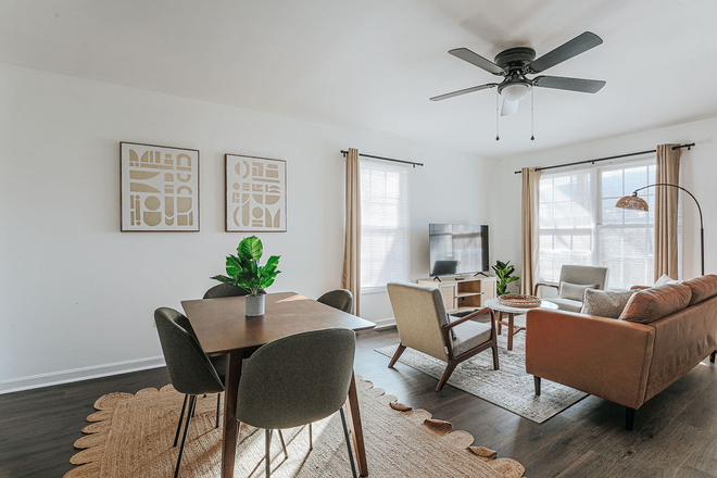 Living Room - Fully Furnished 2 Bedroom House + Office/Free Parking/Pet Friendly