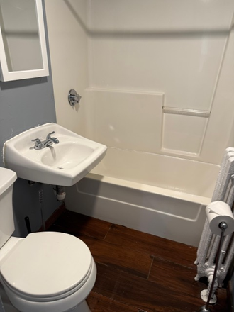 bathroom - 3 family house