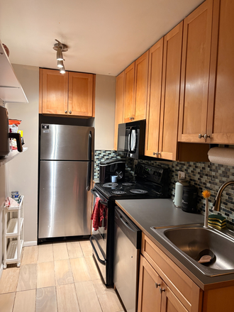 Kitchen - 918 13th Street Unit A