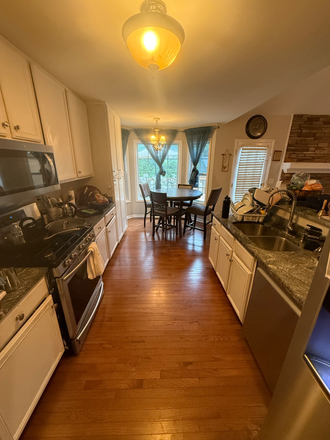 Kitchen area - Rooms/House for rent , less than 5 miles to KSU and Town Center mall ,walmart and all other shops