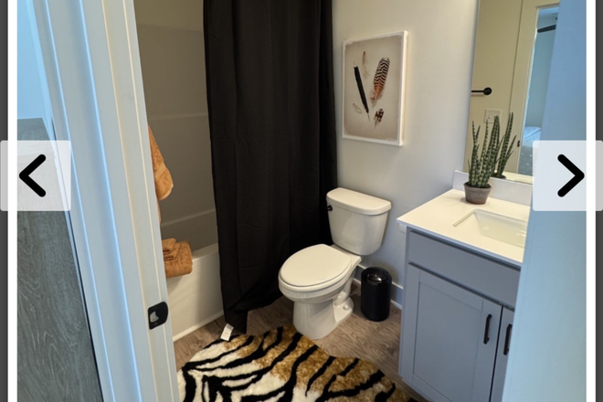 Bathroom - Maverick Hills