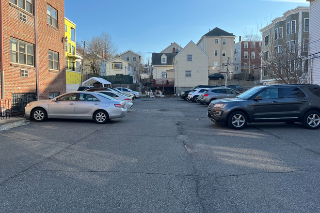 Parking lot - Micozzi Management Apartment close to BC and BU