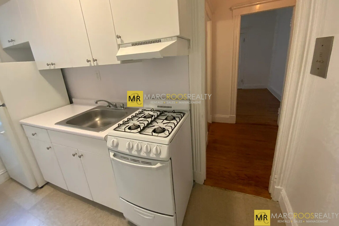 Call NOW for showings! 617-236-8600 - BRAINERD RD - *NO FEE* COZY STUDIO ON ALLSTN/BRGHTN BORDER W/ H&HW INC, SEPARATE KTCHN *AVAIL NOW* Apartments