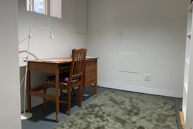 den/office - 1 bedroom plus den