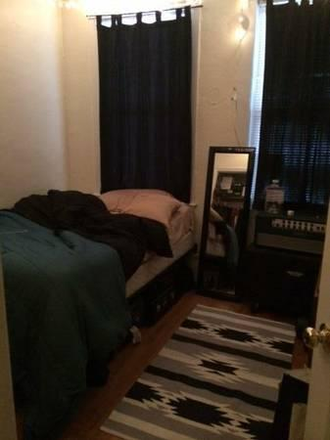 Bedroom - SYMPHONY-FENWAY 2 BED EDGERLY RD 09/01 **NO FEE** Apartments