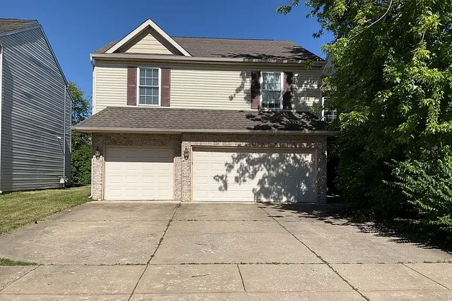 Street - Property near Lark apartments