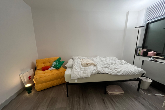 Bedroom - Manhattan Park 30 River Road
