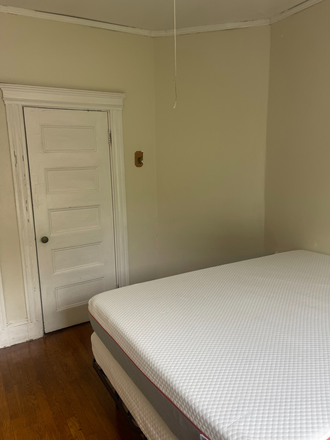 Bedroom - Brookline 2026 Sublet
