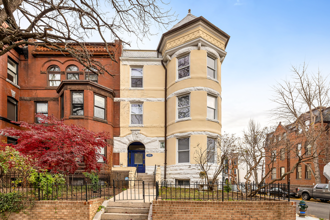 Exterior - 1821 19th Street NW #1 Washington, DC 20009, $2,340 per month(Studio/1 Bathroom)
