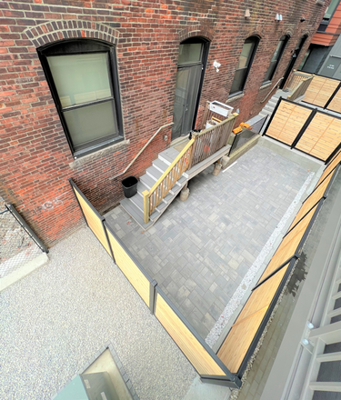 Call NOW for showings! 617-236-8600 - NEWCOMB ST - *NO FEE* LUXE 3BR AVAIL *9/1/2026* W/ IN UNIT LNDRY, 2 BATHS, A/C, HGH CEILINGS, DW! Apartments